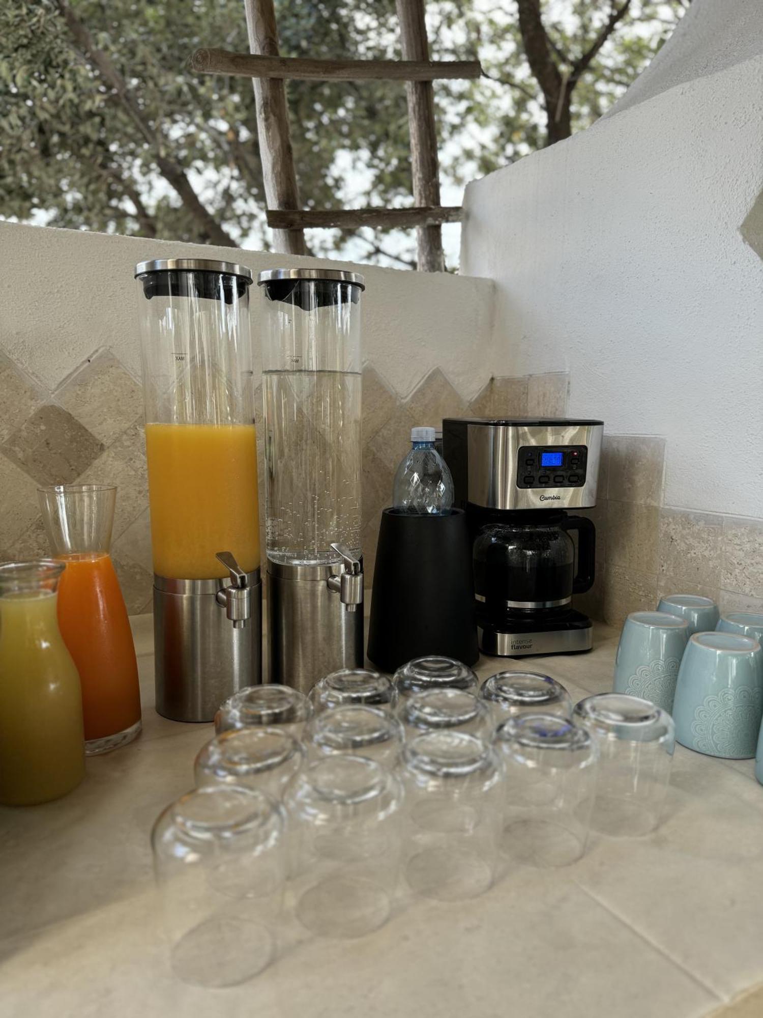 Hypnos Boutique Hotel San Teodoro  Exteriör bild